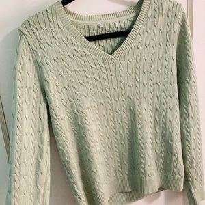 Women’s light green sweater